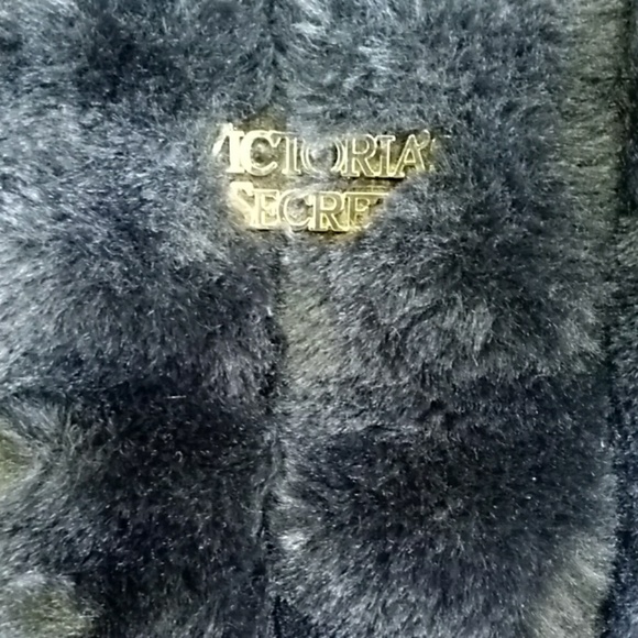 Victoria's Secret black faux fur tote bag - Picture 2 of 6